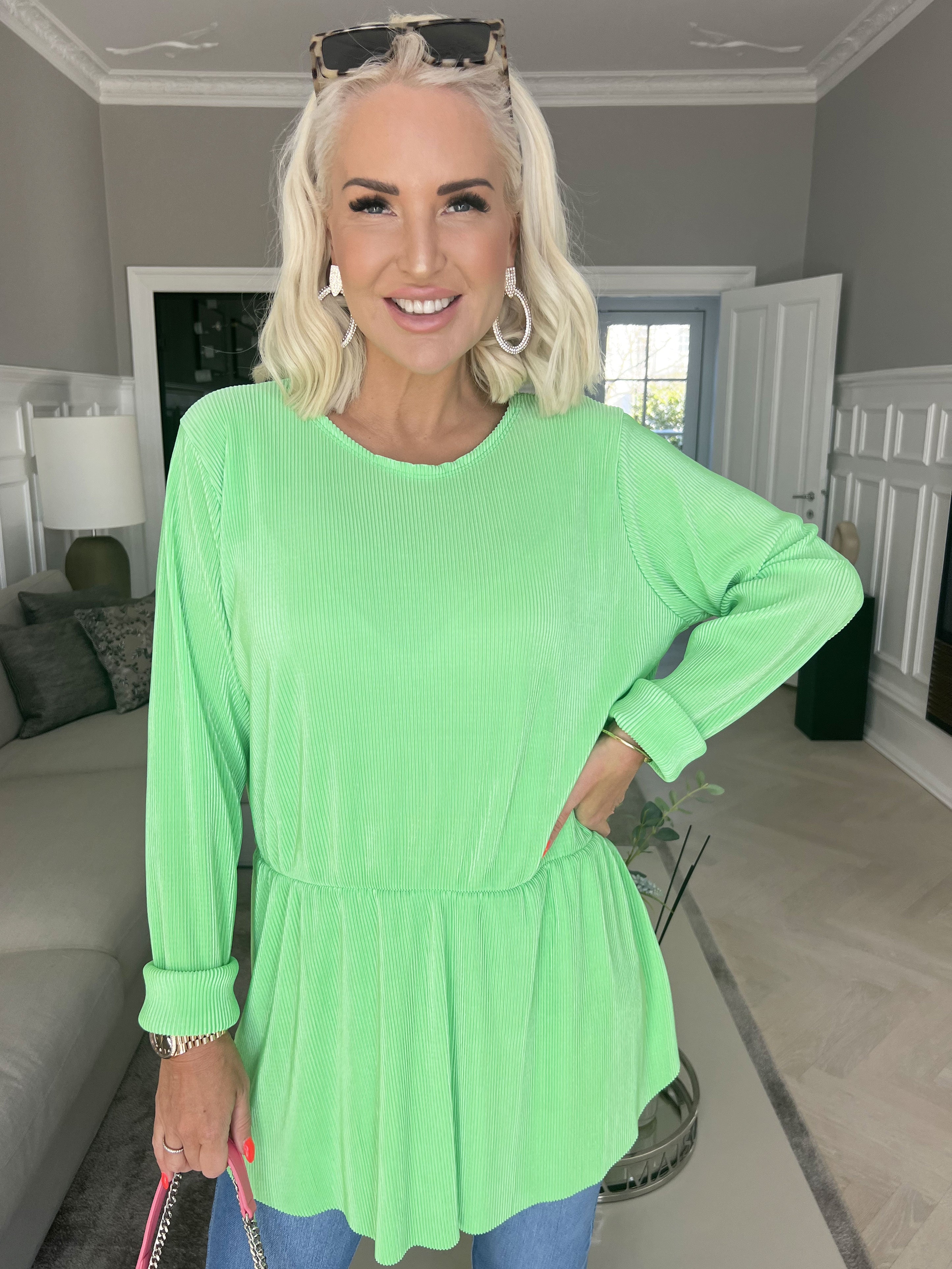 Delfina - Randig långärmad blus med liten kjol